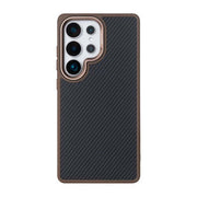 Rixus Mag Carbon hoesje voor Samsung Galaxy S25 Ultra – MagSafe-compatibel, bruin