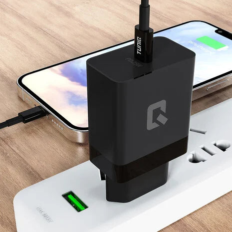TUNIQ Snellader PD 25W Adapter - met Lightning naar Type-C Kabel - Zwart